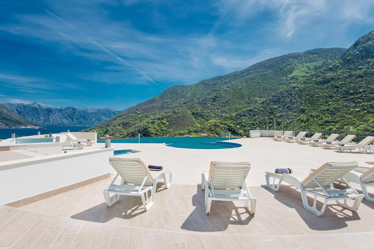 Lavander Bay C23 Kotor Extérieur photo